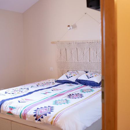 Domaine Des Jammetous - Hotel And Yoga Retreat Center La Magdelaine-Sur-Tarn Exterior photo