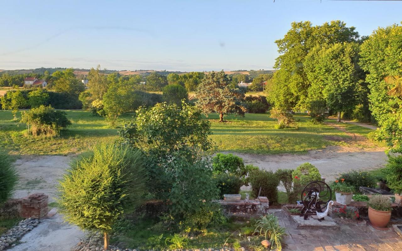 Domaine Des Jammetous - Hotel And Yoga Retreat Center La Magdelaine-Sur-Tarn Exterior photo